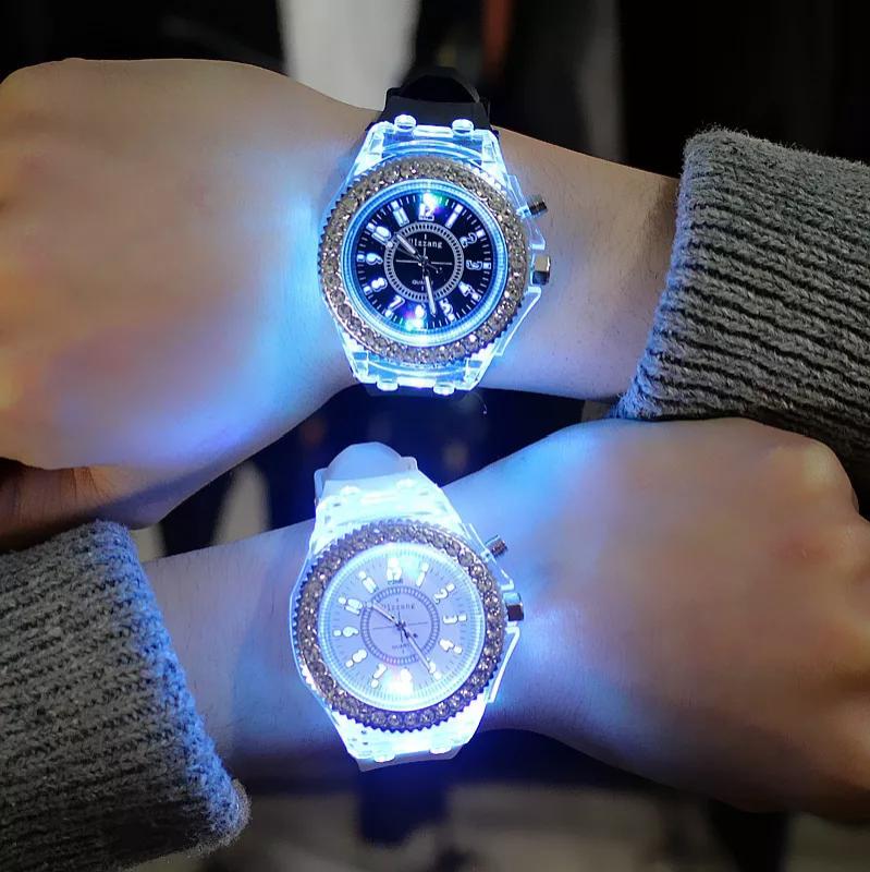 LED Flash Luminous Watch Hot Sales Fashion Casual Students Boys Girls Lovers Women Men's Watch Silicone Clock Kids Children